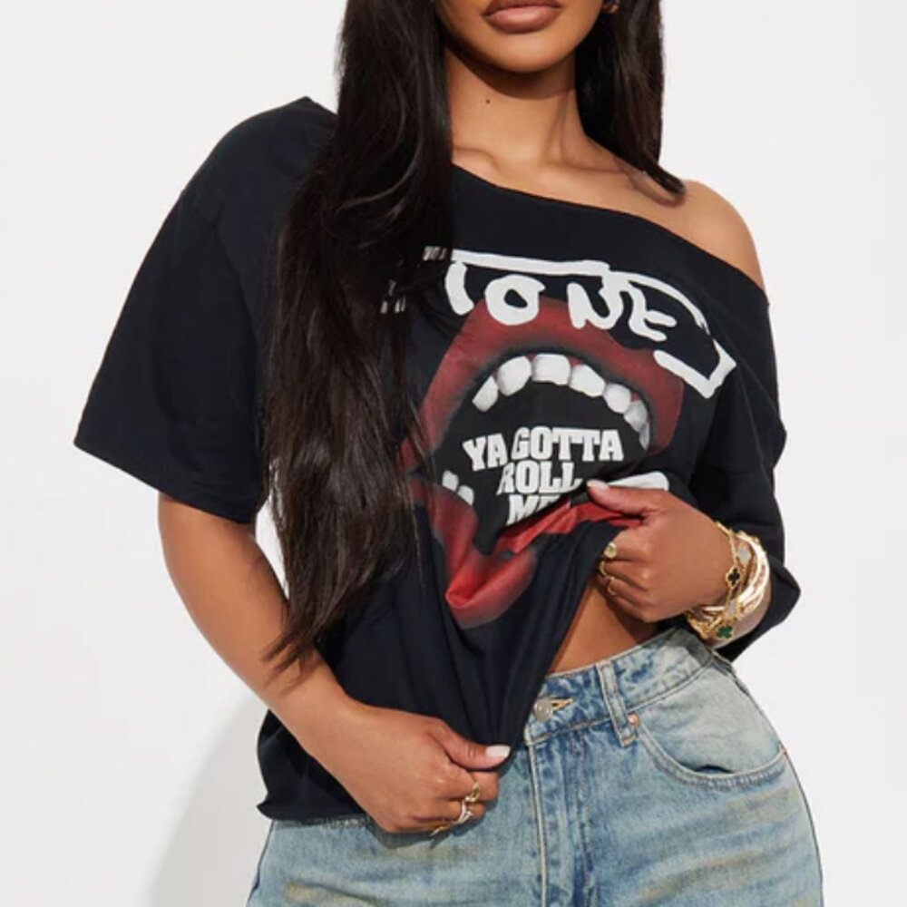 Fashion Nova black t shirt off shoulders with graphic